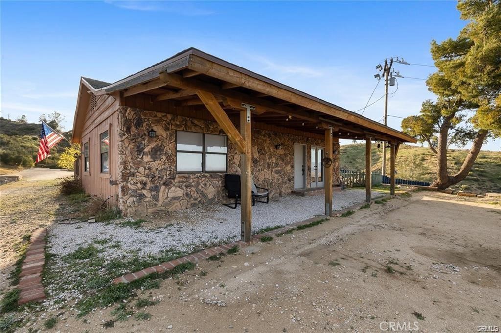 46417 Kings Canyon Road Property Photo 1