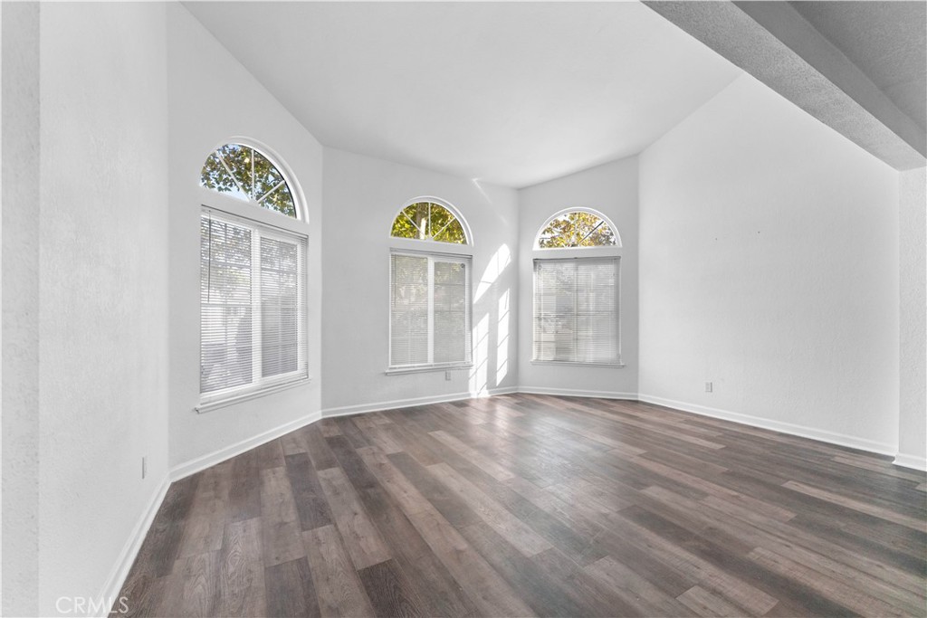 1642 Lauterbach Property Photo 32