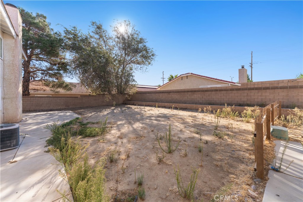 1642 Lauterbach Property Photo 34