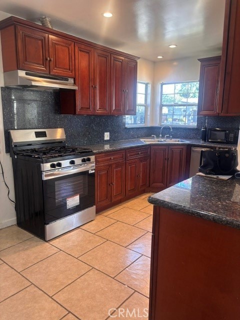 8917 Rathburn Avenue Property Photo 2