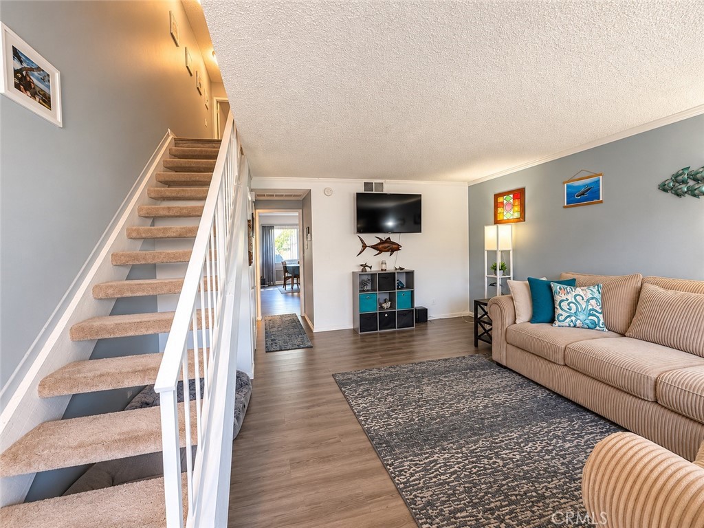 231 Gazania Court Property Photo 2