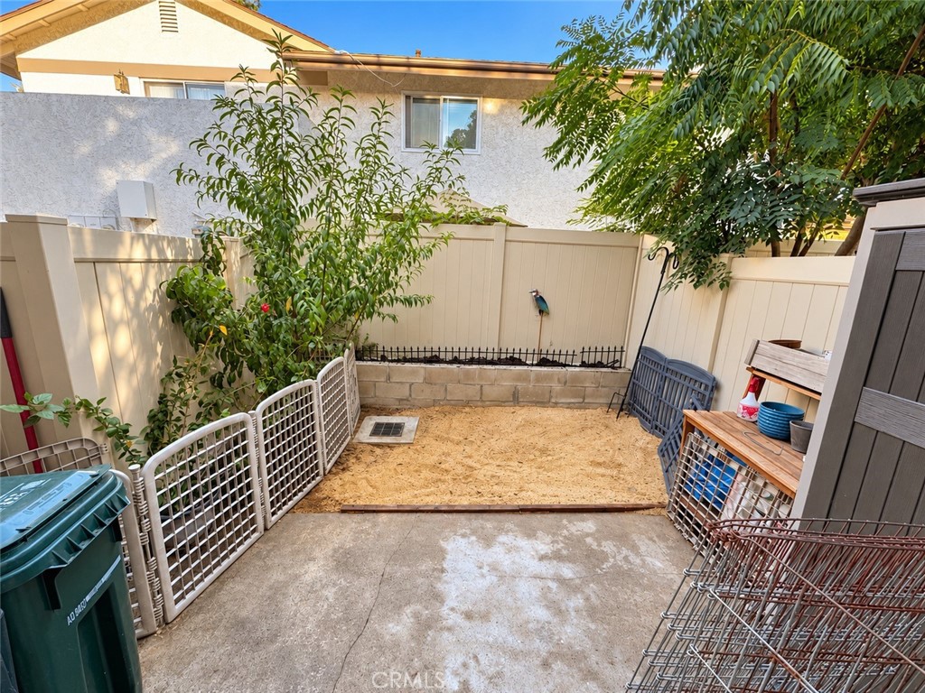 231 Gazania Court Property Photo 15