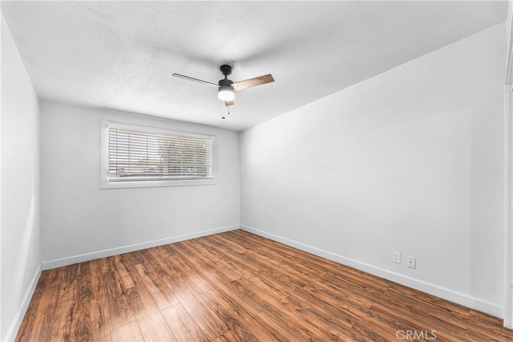 1027 W Avenue J12 Property Photo 16