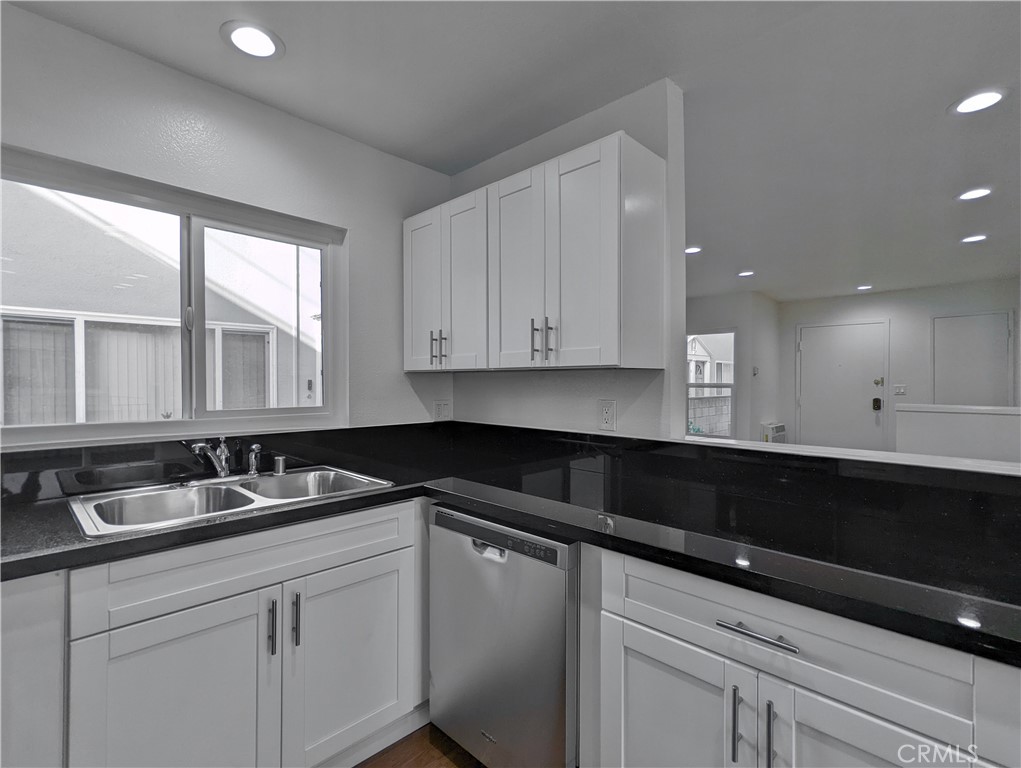 1159 Linden Avenue 1 Property Photo 1