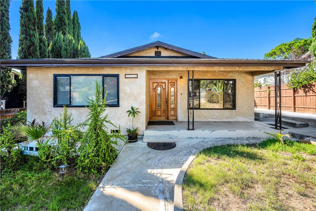 2326 Loy Lane Property Photo 1