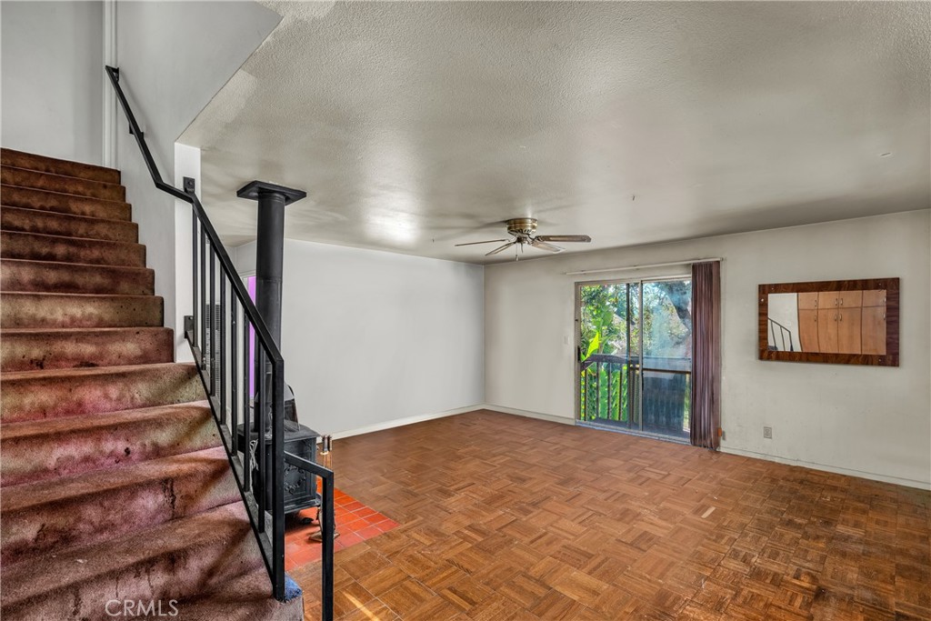 2326 Loy Lane Property Photo 13