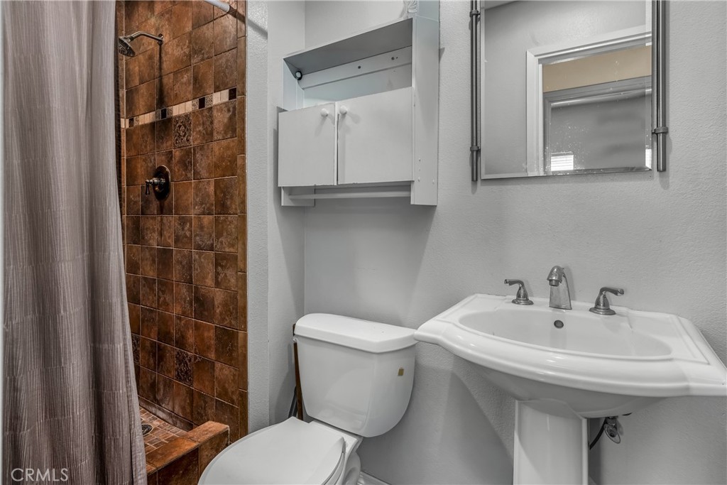 2326 Loy Lane Property Photo 25
