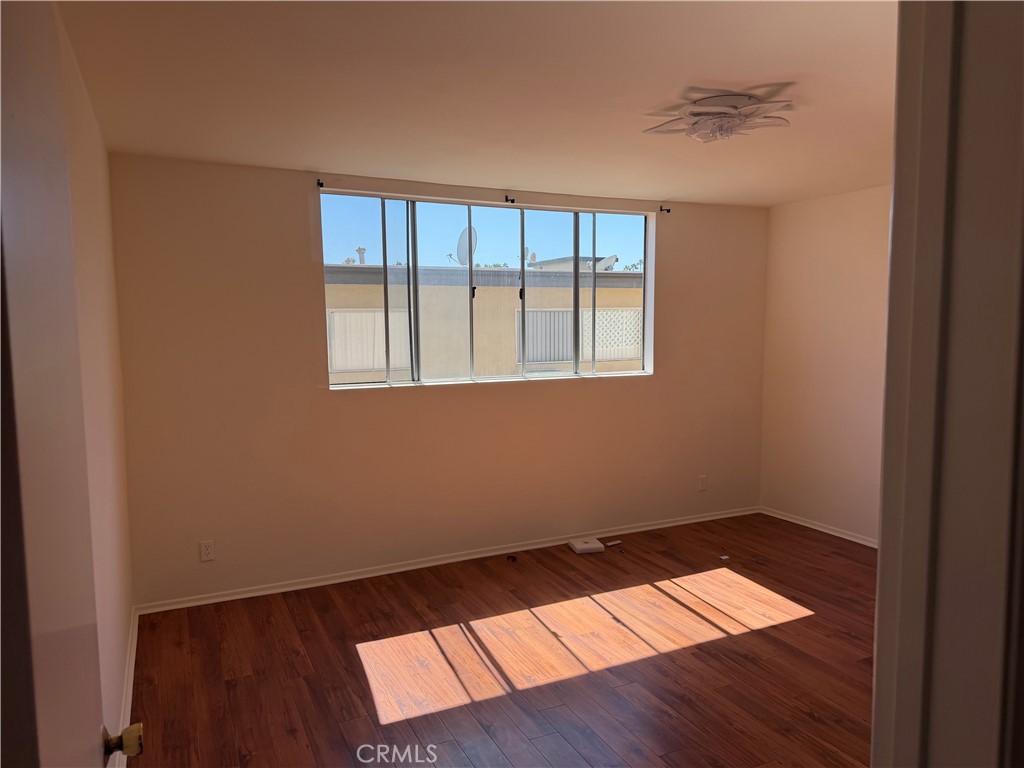 5429 Newcastle 303 Property Photo 15