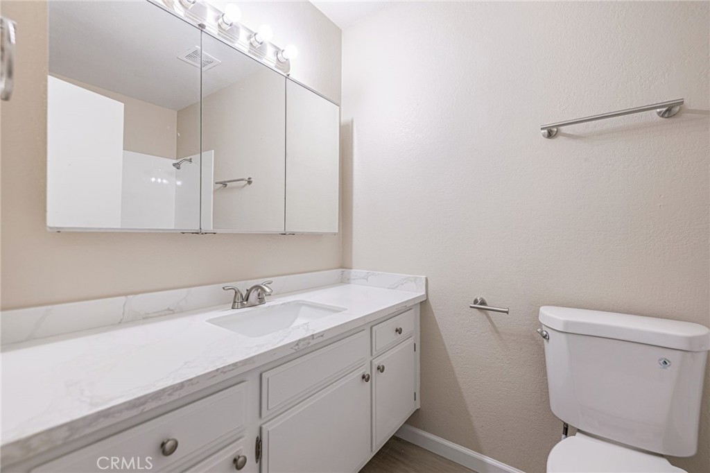 1111 Herzel Property Photo 20