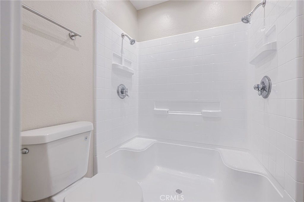 1111 Herzel Property Photo 27