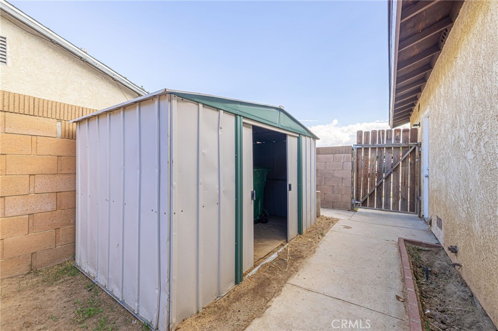 1111 Herzel Property Photo 29