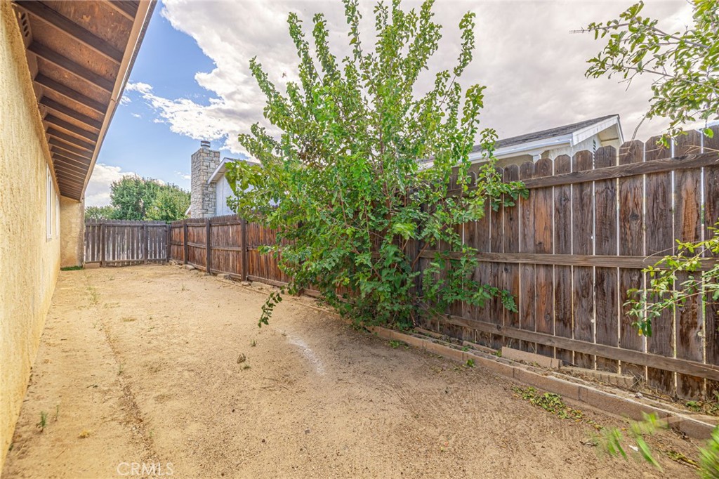 1111 Herzel Property Photo 34