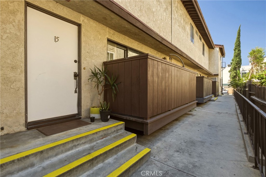 8933 Willis 15 Property Photo 3