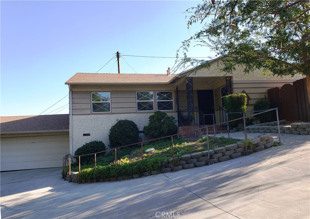 22436 Avenue San Luis Property Photo 1