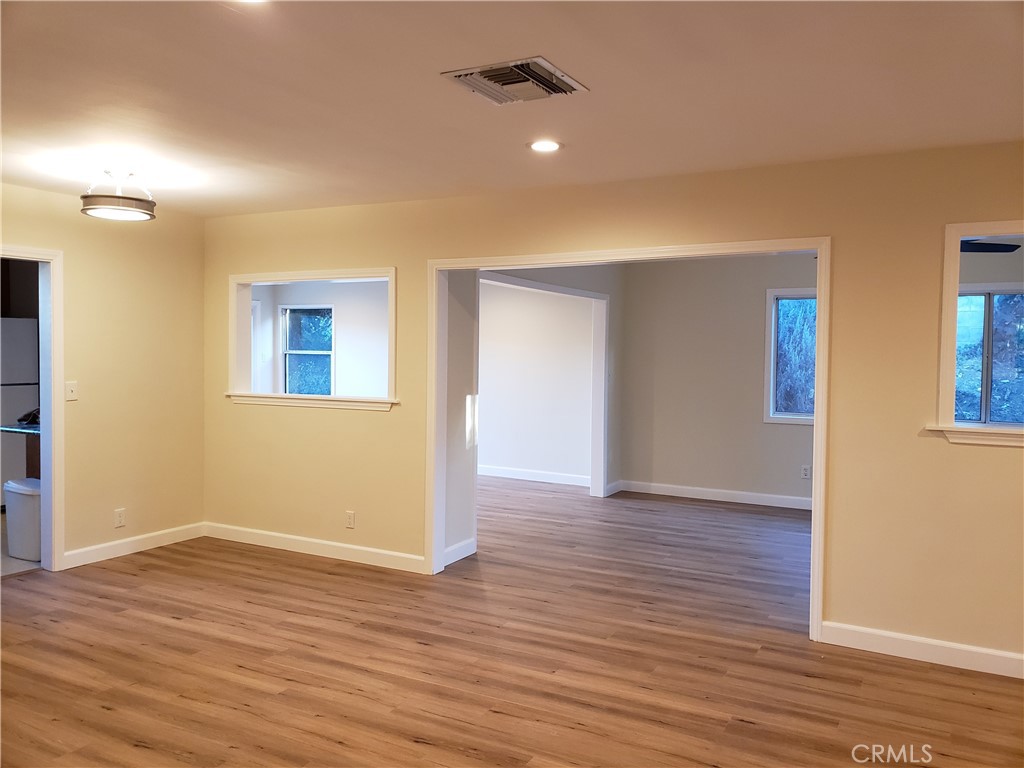 22436 Avenue San Luis Property Photo 11