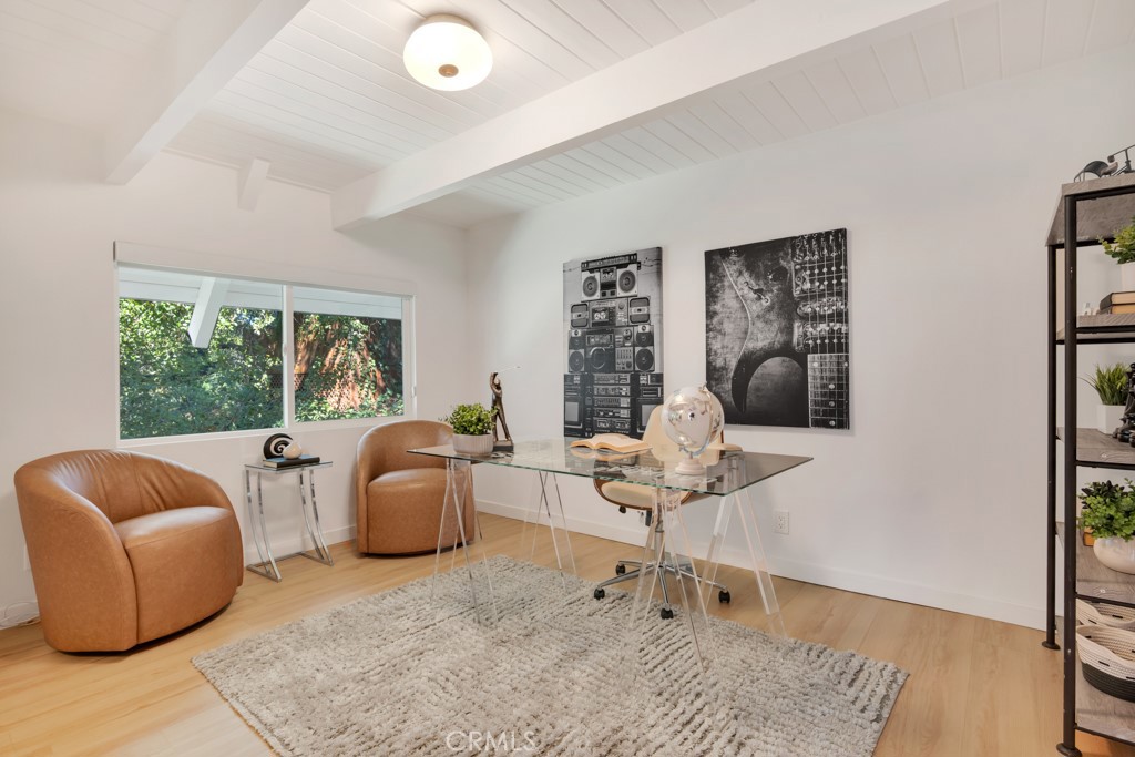 21670 Encina Road Property Photo 19