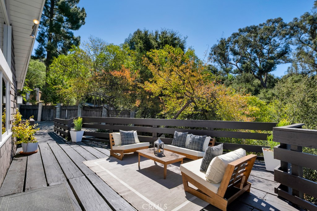 21670 Encina Road Property Photo 22