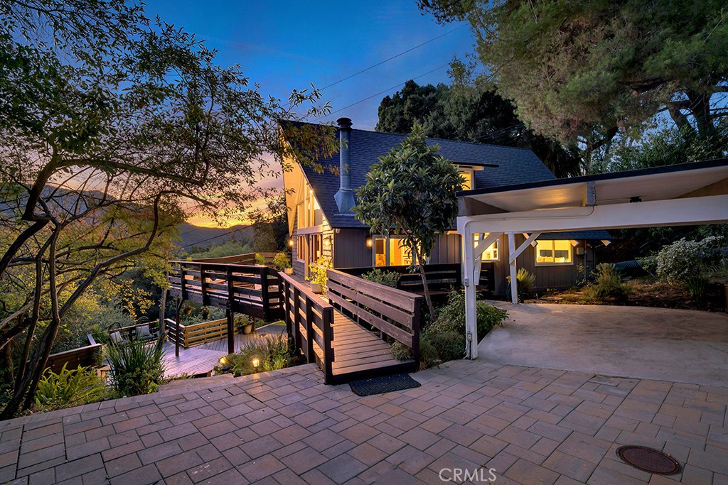 21670 Encina Road Property Photo 27