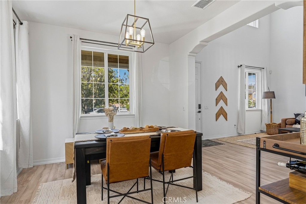 13365 Los Olivos Property Photo 4
