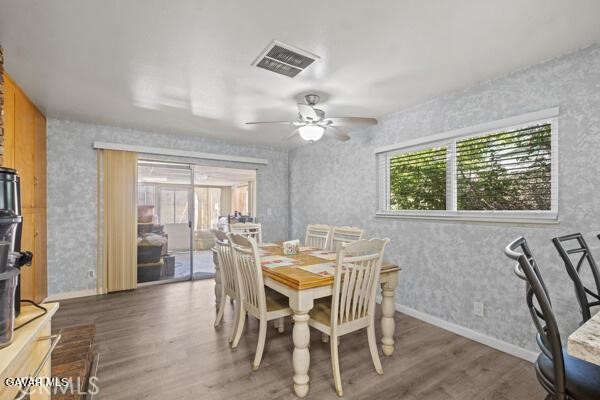 554 W Avenue J-11 Property Photo 6