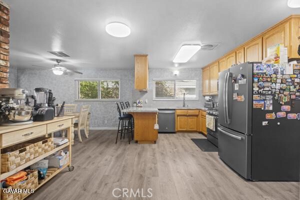 554 W Avenue J-11 Property Photo 8