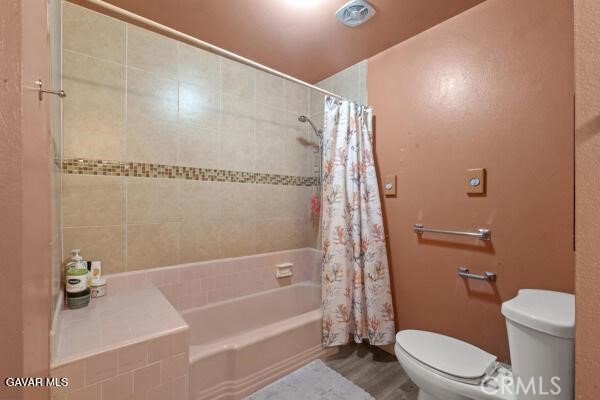 554 W Avenue J-11 Property Photo 13