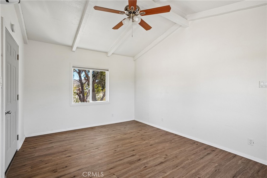11618 Rosewood Avenue Property Photo 6