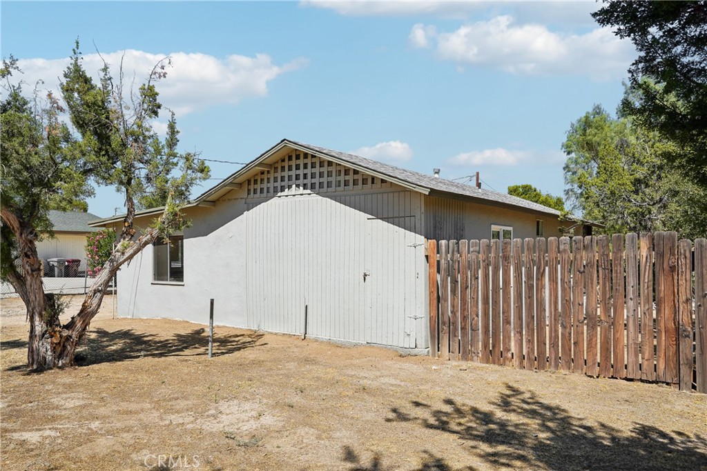 11618 Rosewood Avenue Property Photo 18