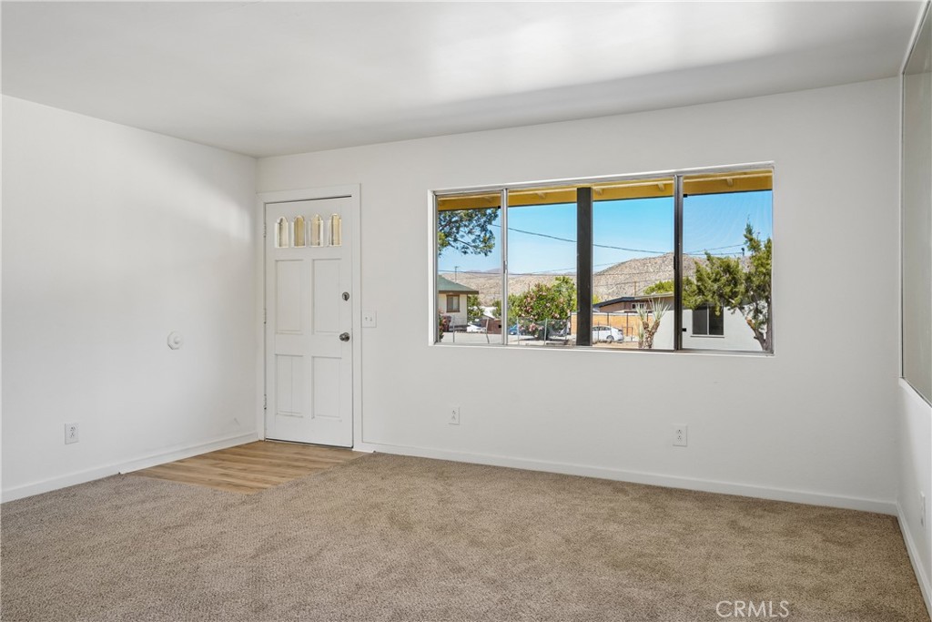 11618 Rosewood Avenue Property Photo 26
