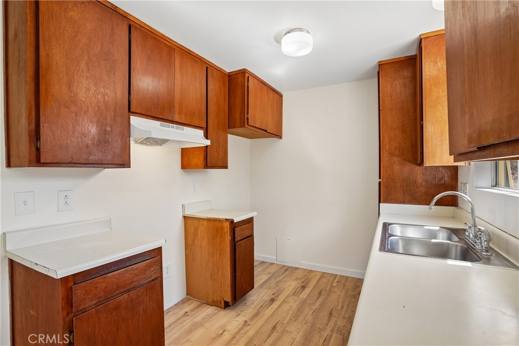 11618 Rosewood Avenue Property Photo 31