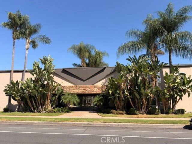 1160 E Lexington Avenue 17 Property Photo 1