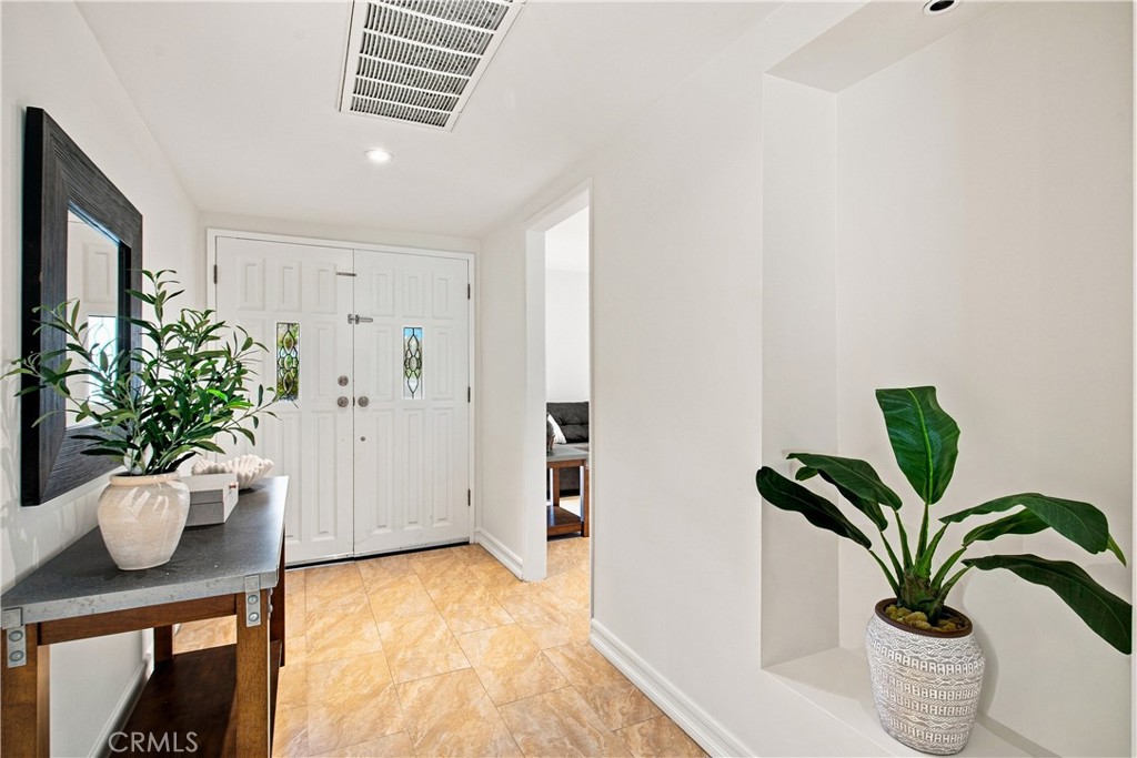 5777 Valerie Property Photo 9