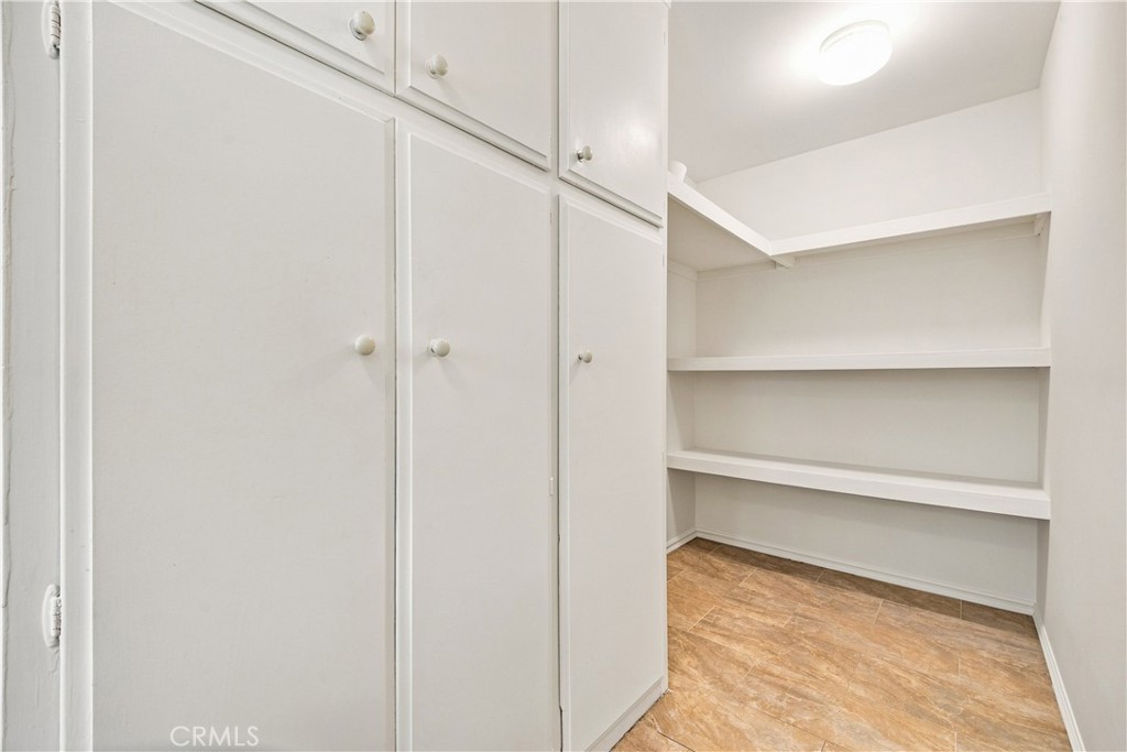 5777 Valerie Property Photo 28