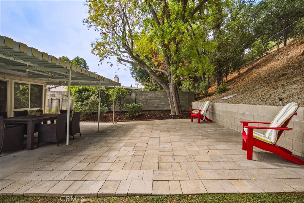 5777 Valerie Property Photo 30
