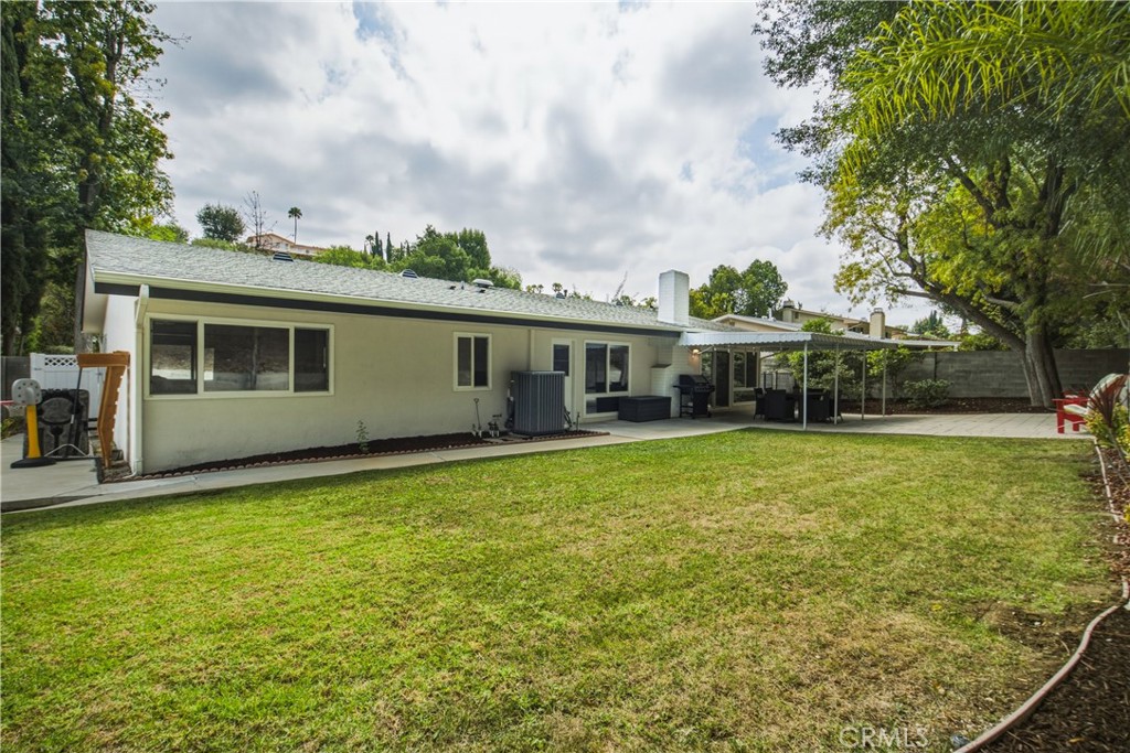 5777 Valerie Property Photo 33