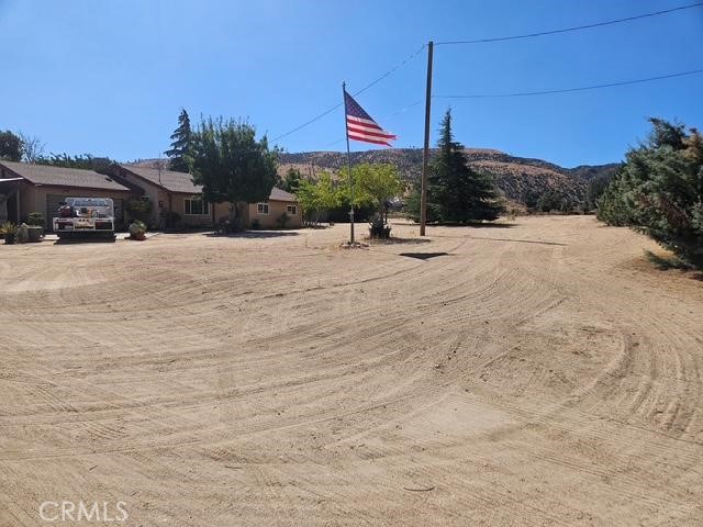 46720 Kings Canyon Property Photo 3
