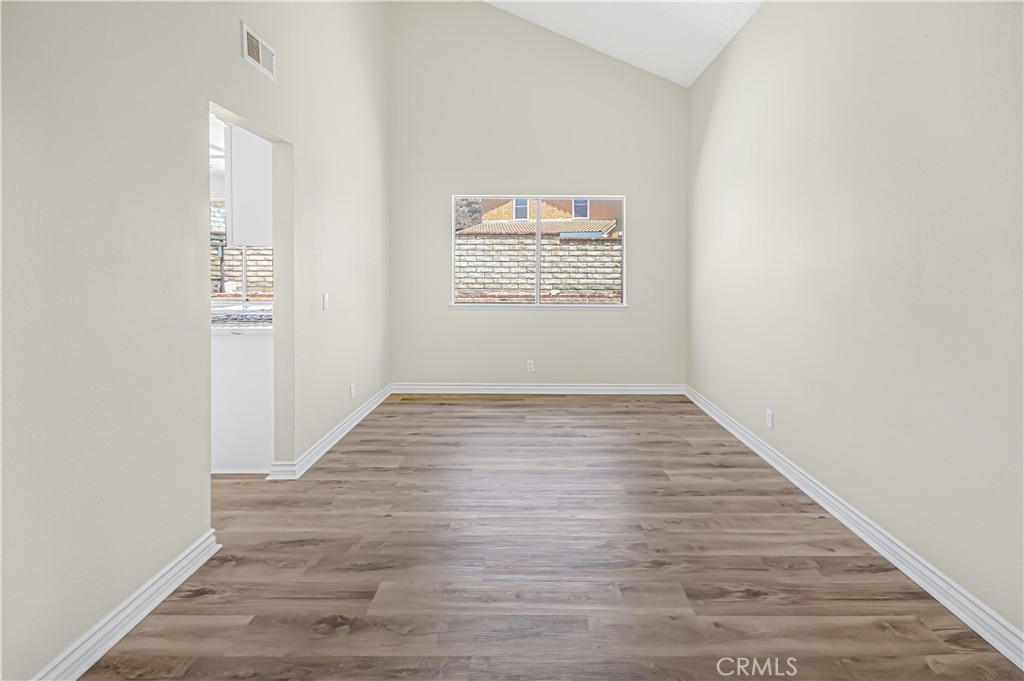 28041 Concord Avenue Property Photo 11