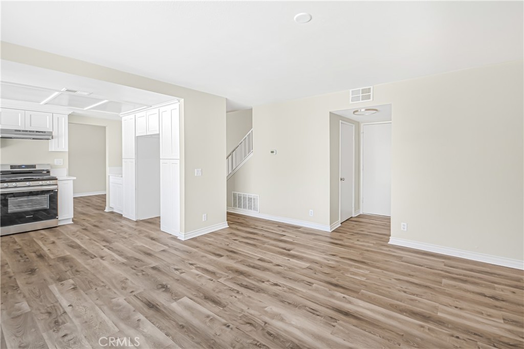 28041 Concord Avenue Property Photo 25