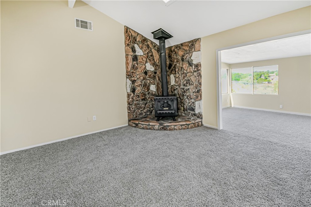 11694 Pepper Street Property Photo 13