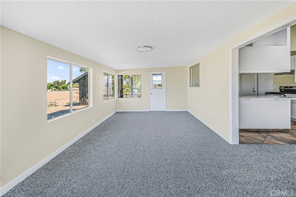11694 Pepper Street Property Photo 15