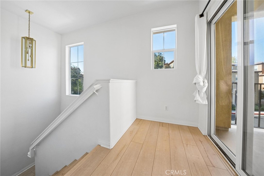 27006 Pebble Beach Drive Property Photo 5