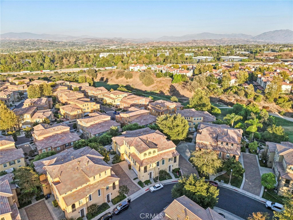 27006 Pebble Beach Drive Property Photo 8