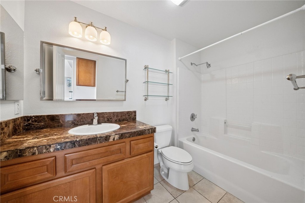 27006 Pebble Beach Drive Property Photo 12