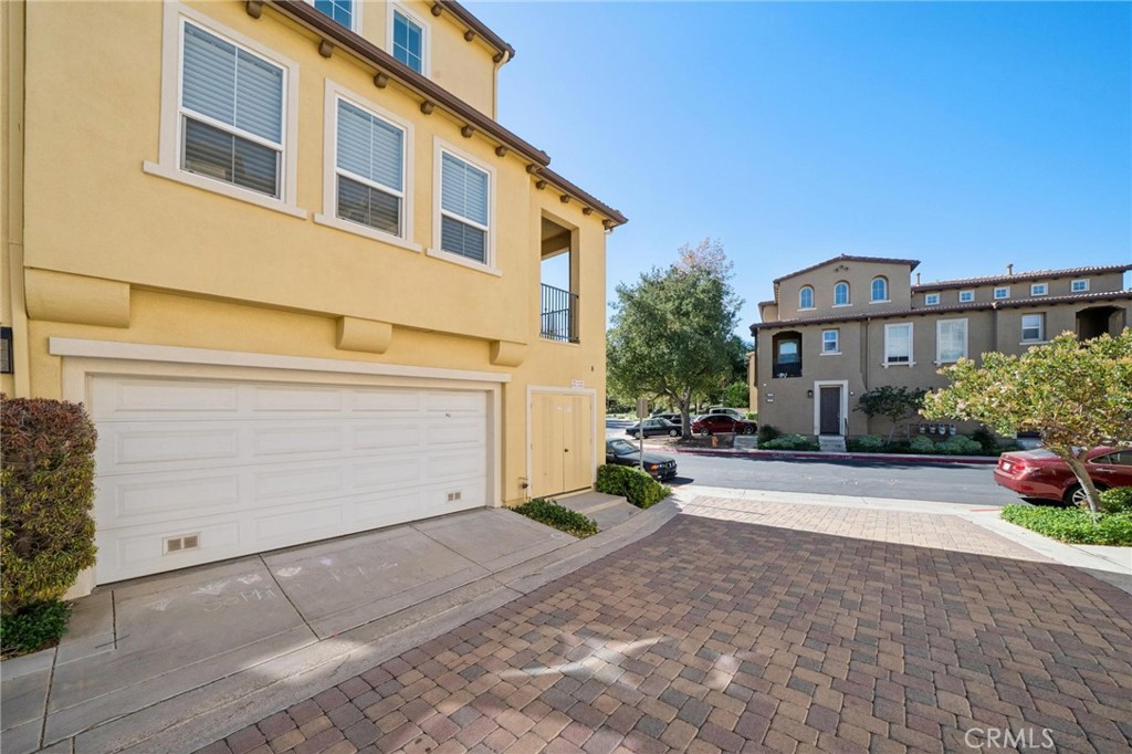 27006 Pebble Beach Drive Property Photo 32