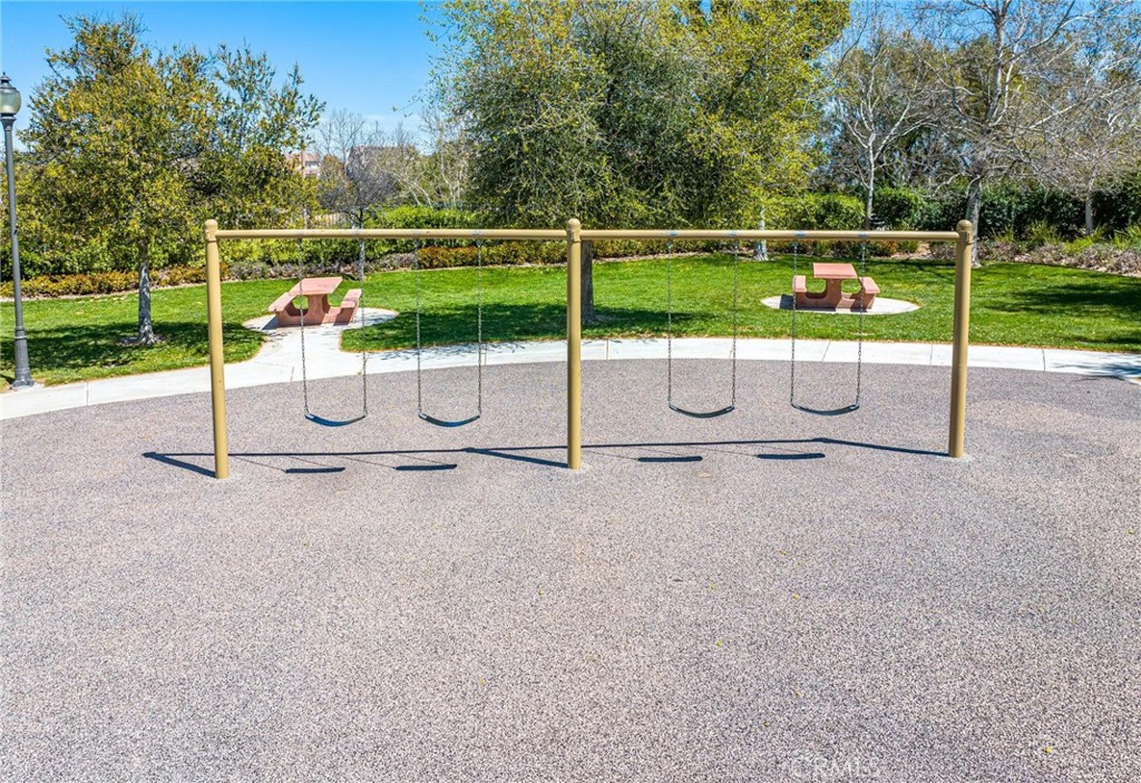 27006 Pebble Beach Drive Property Photo 49
