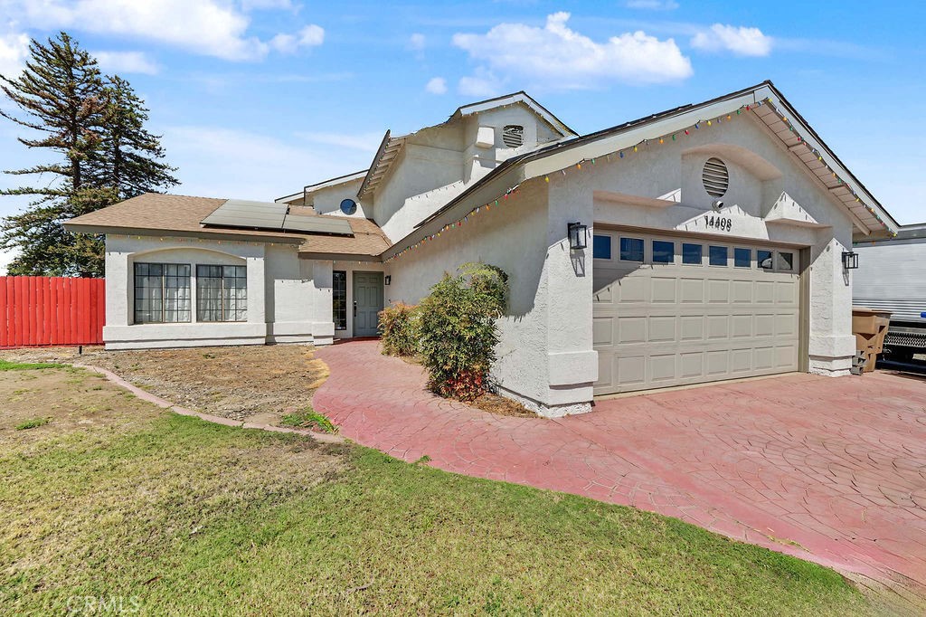 14408 San Esteban Property Photo 2