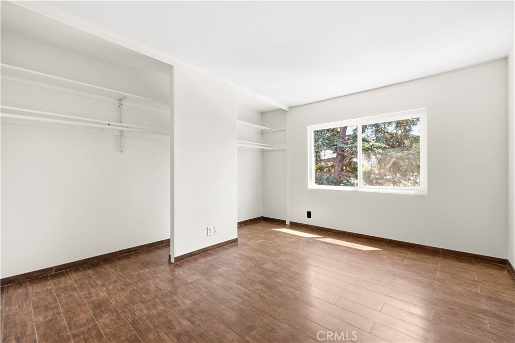 7320 Lennox Avenue D8 Property Photo 7
