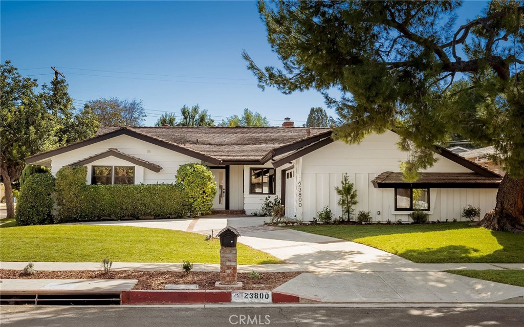 23800 Aetna Street Property Photo 1