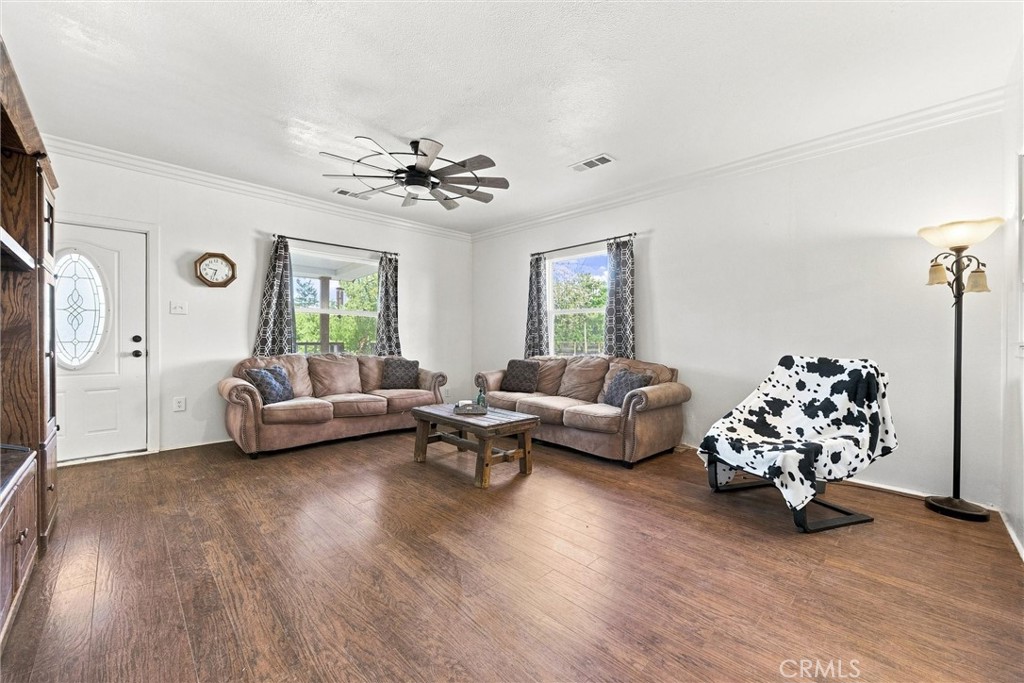 11662 Wasco Pond Road Property Photo 6
