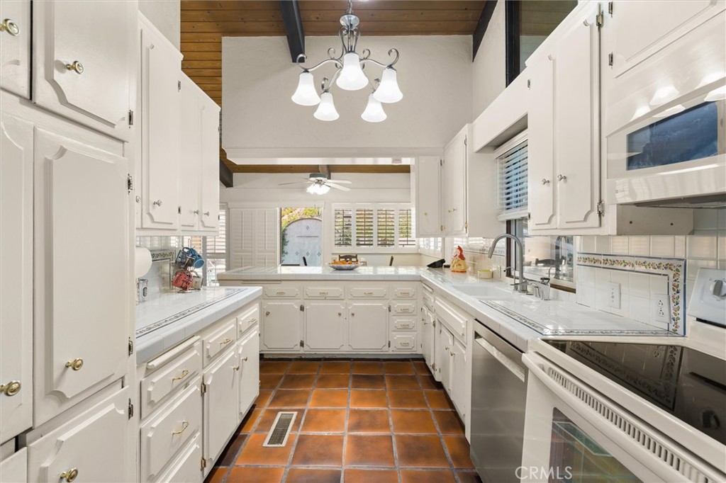 26 Coolwater Road Property Photo 12